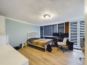 Photo 10- click for photo gallery